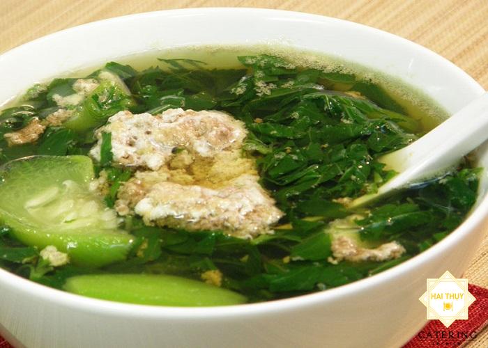 Làm "canh cua đồng nấu rau đay" vừa mát vừa ngon